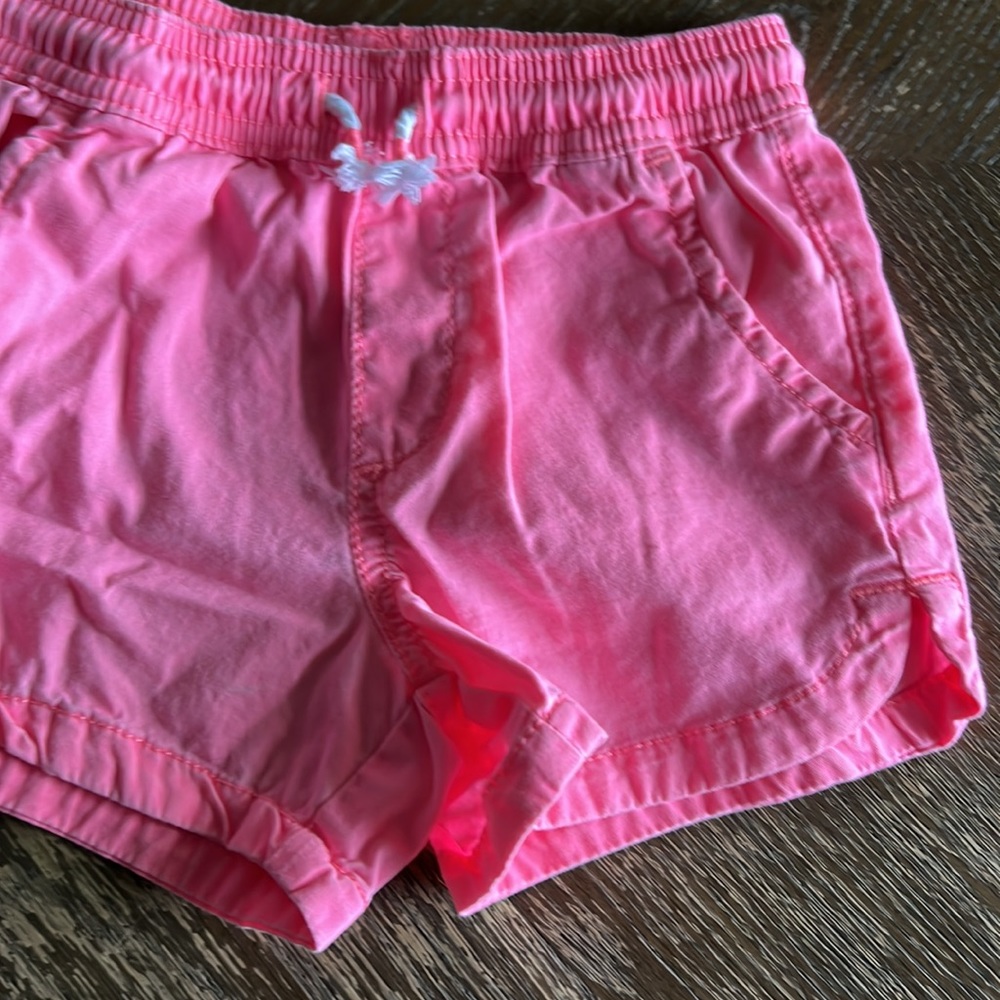 Pink shorts - Picture 3 of 5